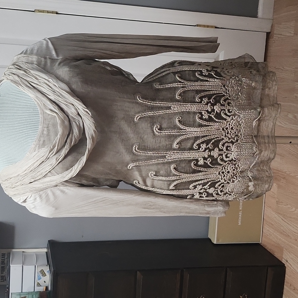 Soft surroundings tunic blouse.